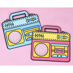 trakteertasje retro radio roze