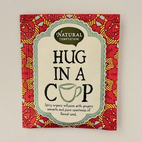 theezakje hug in a cup