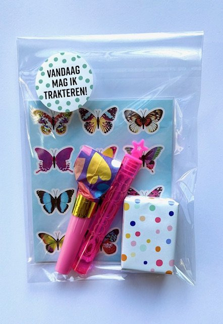 Kant en klare traktatie - Vlinder met bellenblaas
